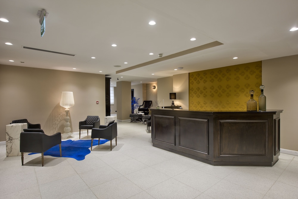 HOLM Boutique &Spa - IK Collection — Hotel building in Sliema, Malta Island