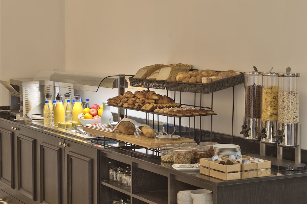 HOLM Boutique &Spa - IK Collection — Restaurant & bars in Sliema, Malta Island