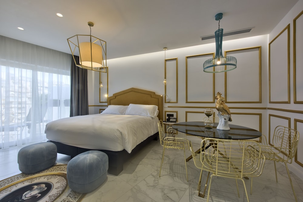 HOLM Boutique &Spa - IK Collection — Hotel rooms in Sliema, Malta Island