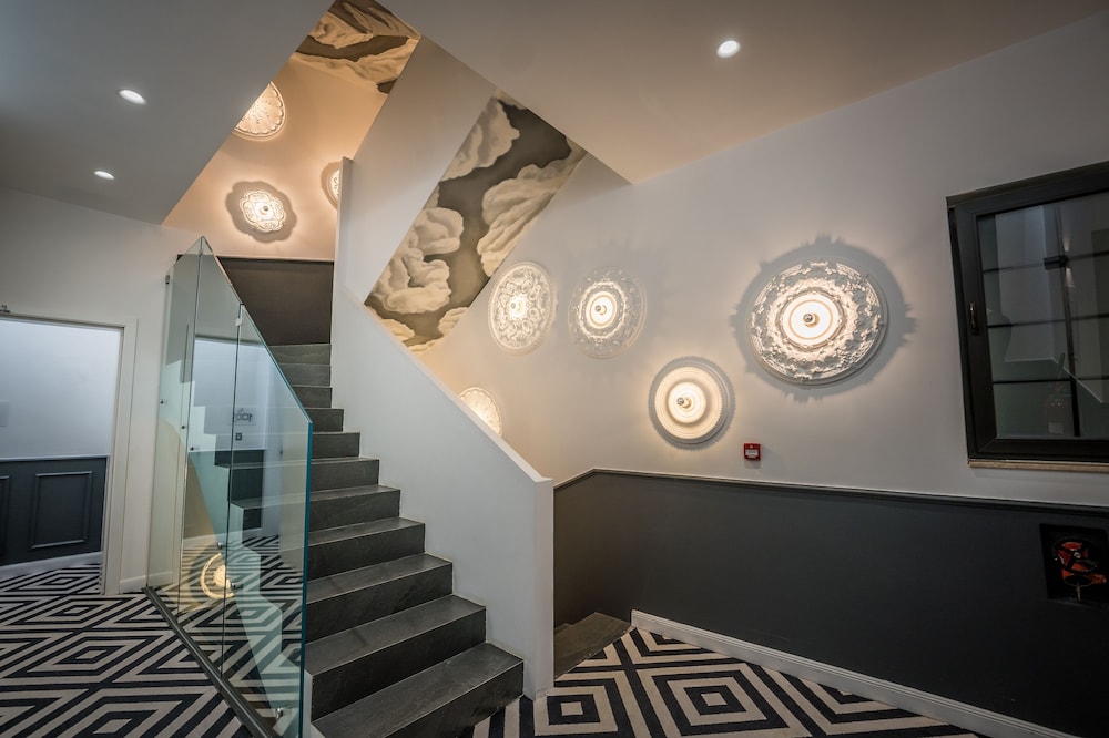 HOLM Boutique &Spa - IK Collection — Hotel building in Sliema, Malta Island