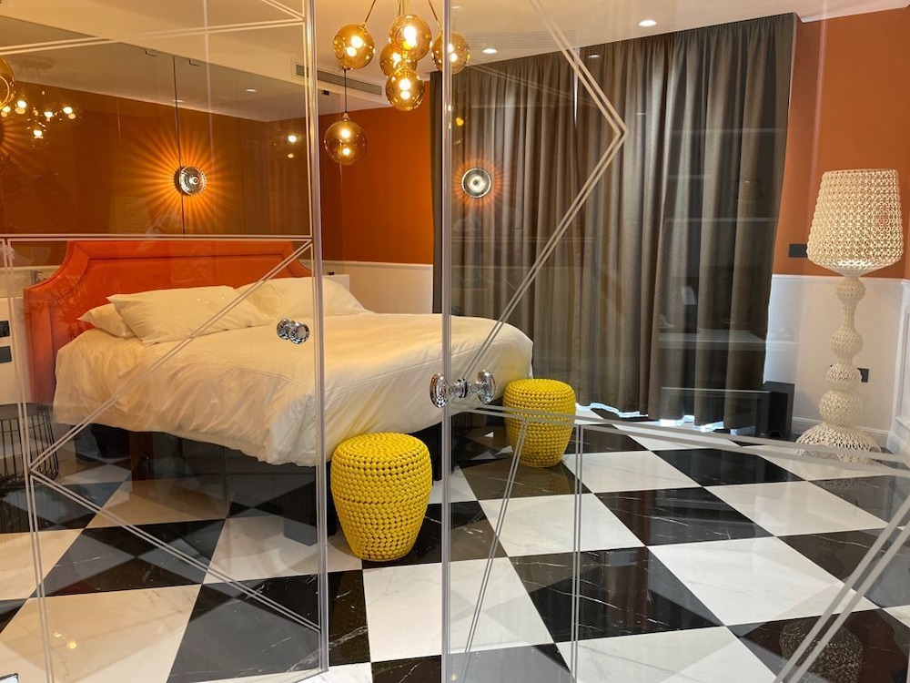 HOLM Boutique &Spa - IK Collection — Hotel rooms in Sliema, Malta Island