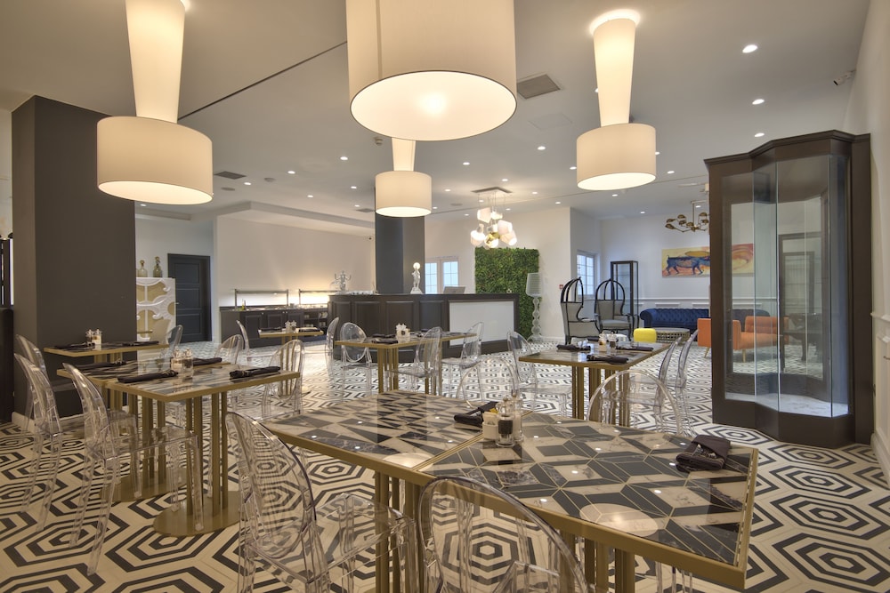 HOLM Boutique &Spa - IK Collection — Restaurant & bars in Sliema, Malta Island