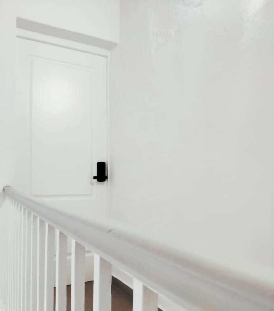 Hotel Ses 5 Claus — Hotel building in Ciutadella de Menorca, Balearic Islands