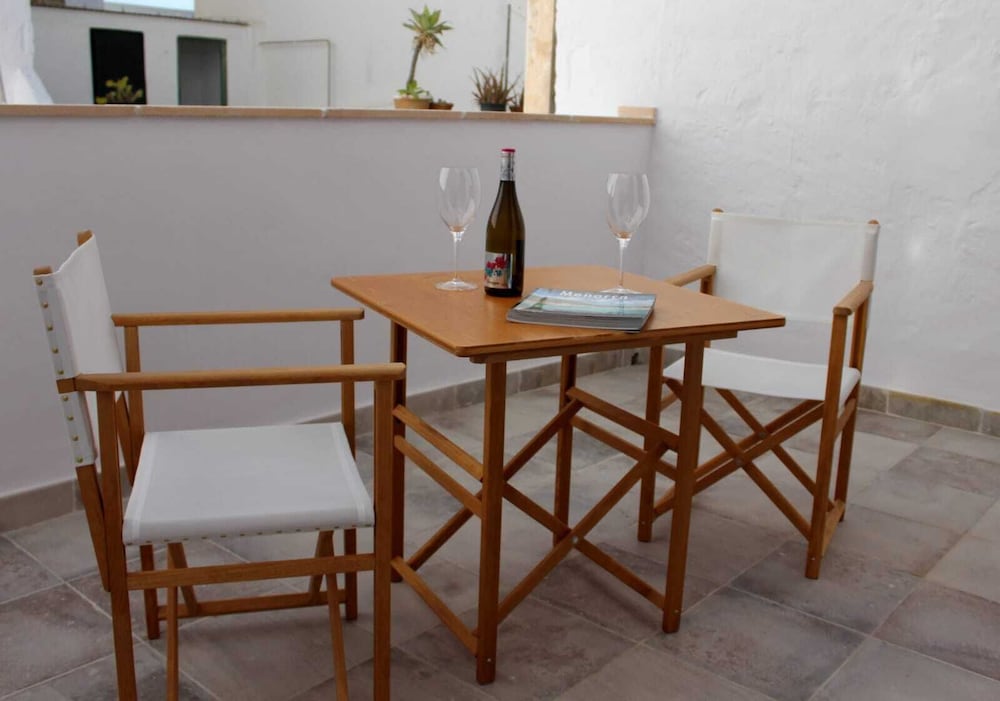 Hotel Ses 5 Claus — Restaurant & bars in Ciutadella de Menorca, Balearic Islands