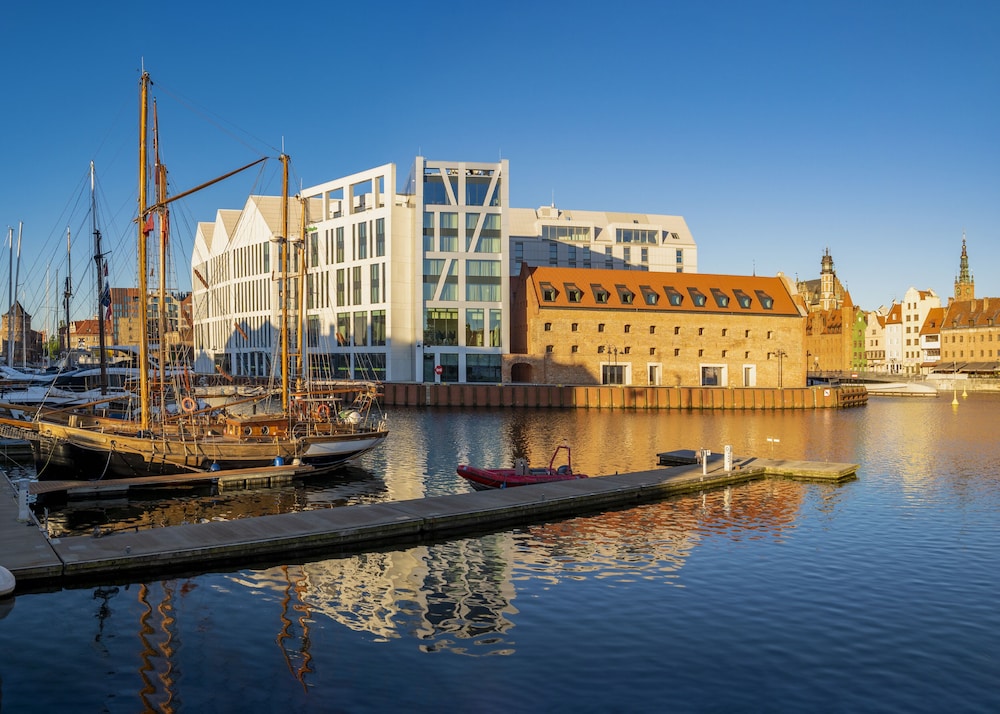 Holiday Inn Gdansk - City Centre by IHG — Hotel building in Gdansk, Pomeranian