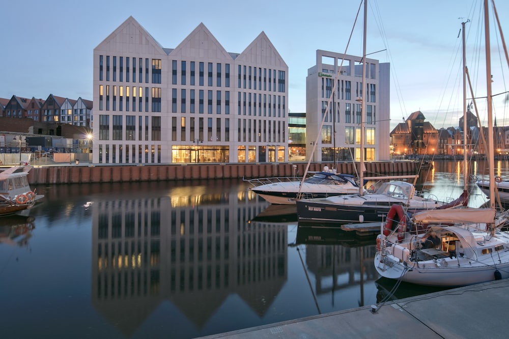 Holiday Inn Gdansk - City Centre by IHG — Hotel building in Gdansk, Pomeranian