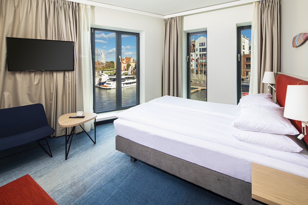 Holiday Inn Gdansk - City Centre by IHG — Hotel rooms in Gdansk, Pomeranian