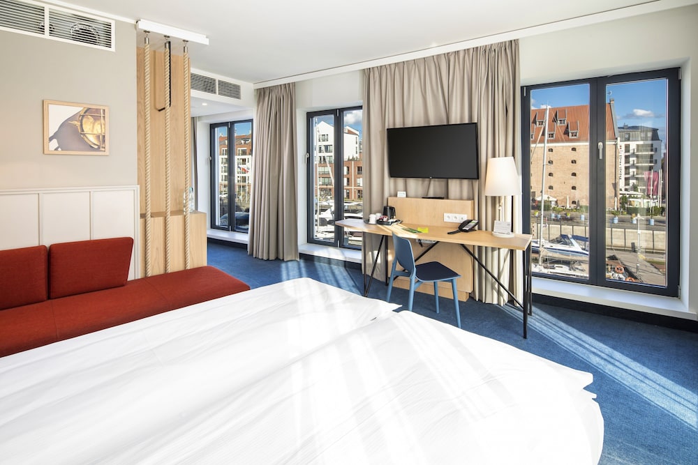 Holiday Inn Gdansk - City Centre by IHG — Hotel rooms in Gdansk, Pomeranian