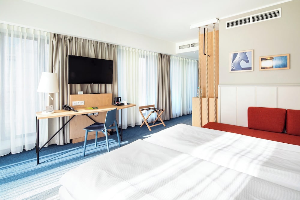 Holiday Inn Gdansk - City Centre by IHG — Hotel rooms in Gdansk, Pomeranian