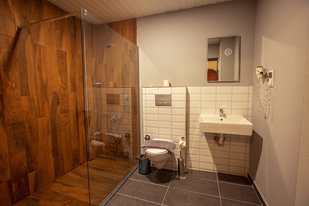 HMA Hotel & Suites — Hotel rooms in Alanya