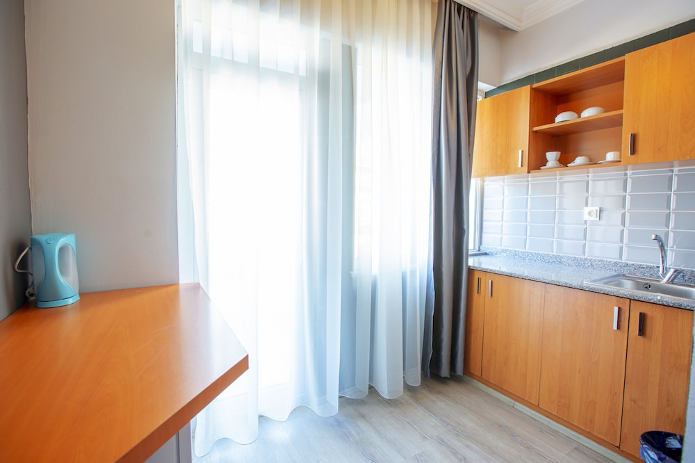 HMA Hotel & Suites — Hotel rooms in Alanya