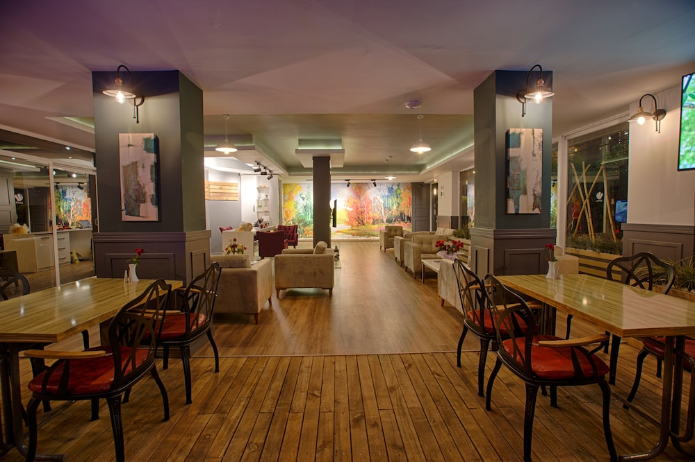 HMA Hotel & Suites — Restaurant & bars in Alanya