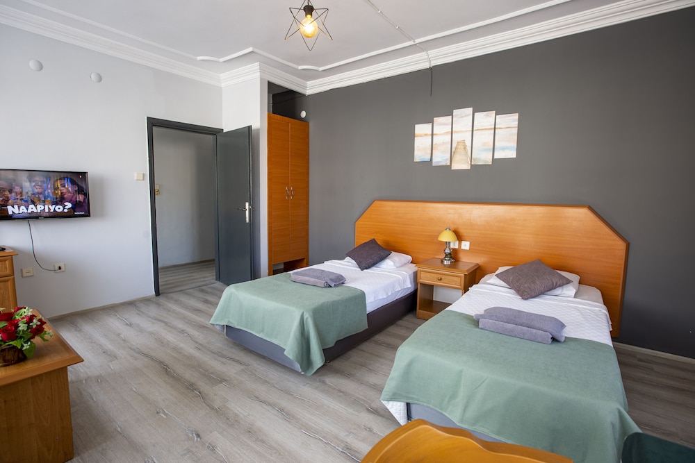 HMA Hotel & Suites — Hotel rooms in Alanya