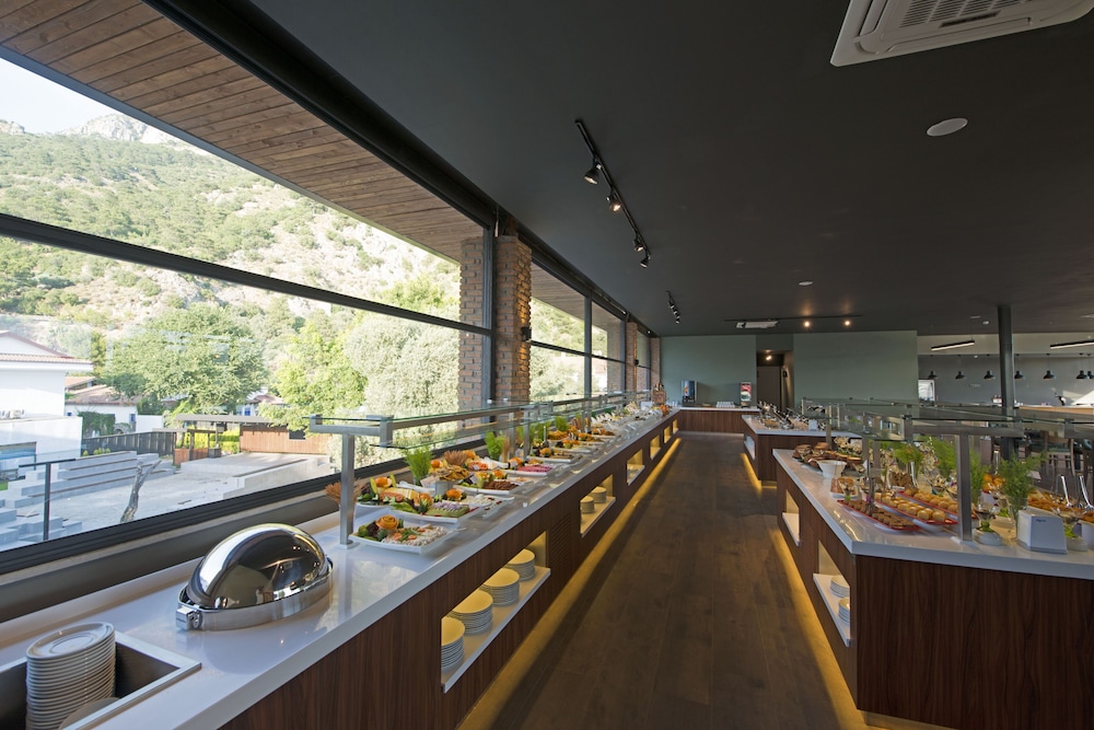 Belcekum Beach Hotel — Restaurant & bars in Fethiye, Mugla
