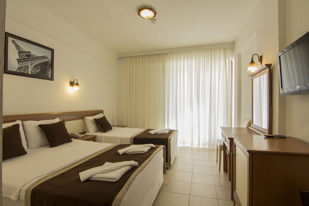 Belcekum Beach Hotel — Hotel rooms in Fethiye, Mugla