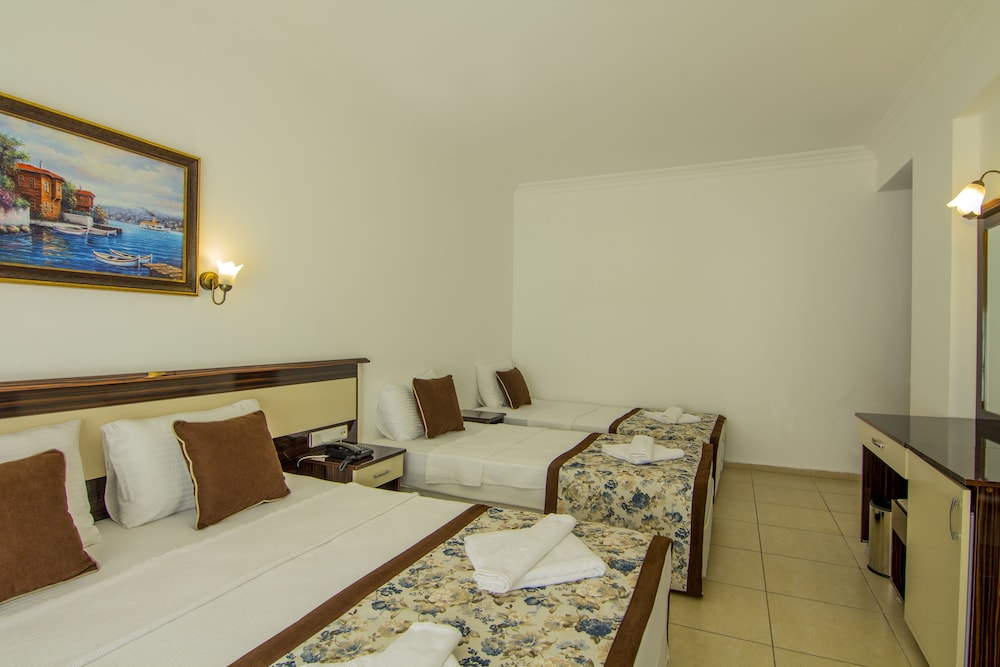 Belcekum Beach Hotel — Hotel rooms in Fethiye, Mugla