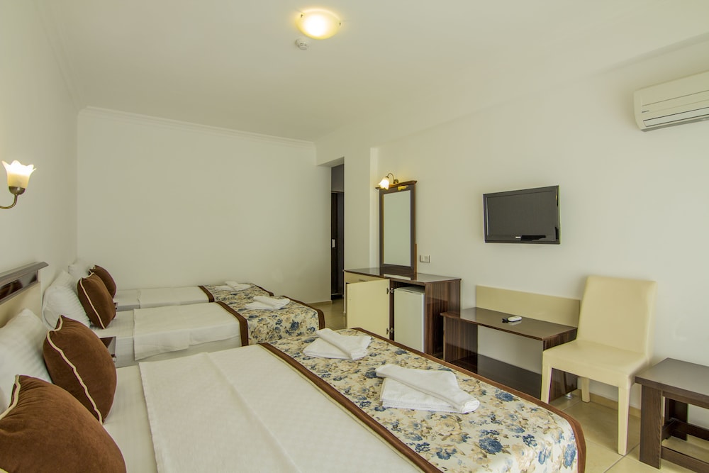 Belcekum Beach Hotel — Hotel rooms in Fethiye, Mugla
