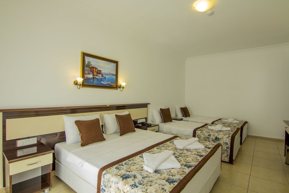 Belcekum Beach Hotel — Hotel rooms in Fethiye, Mugla