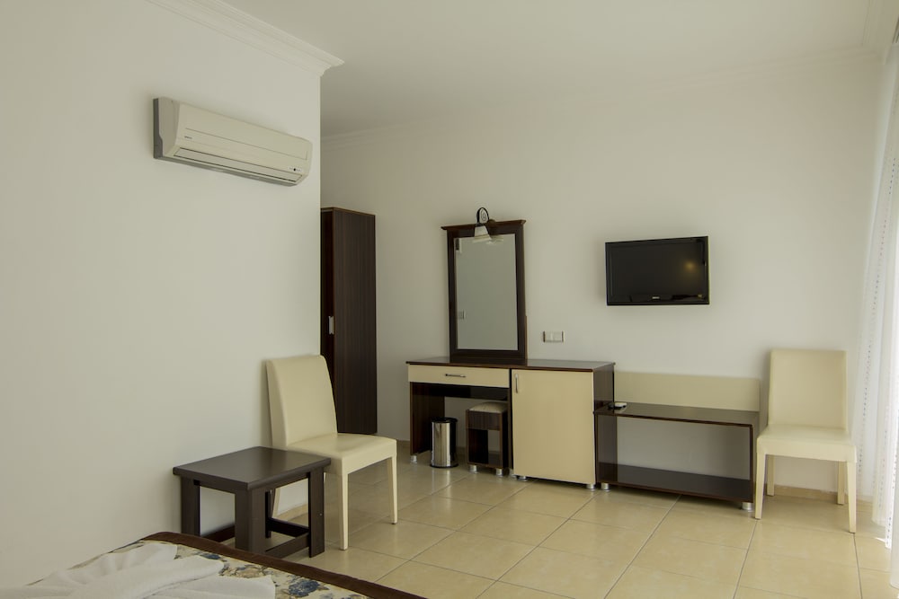 Belcekum Beach Hotel — Hotel rooms in Fethiye, Mugla