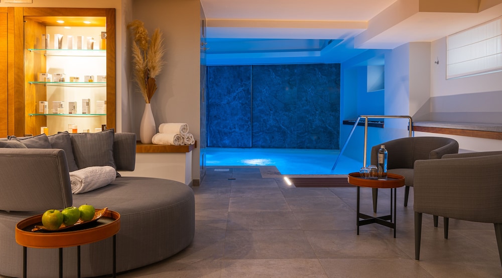 Hotel Palazzo Doglio — Spa in Cagliari, Sardinia