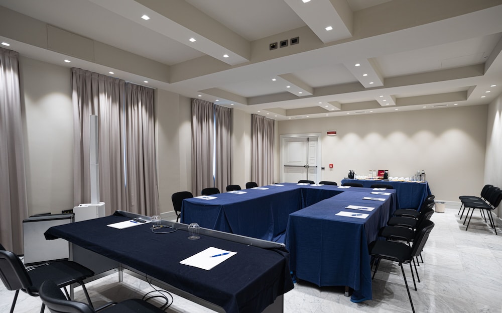 Hotel Palazzo Doglio — Hotel building in Cagliari, Sardinia