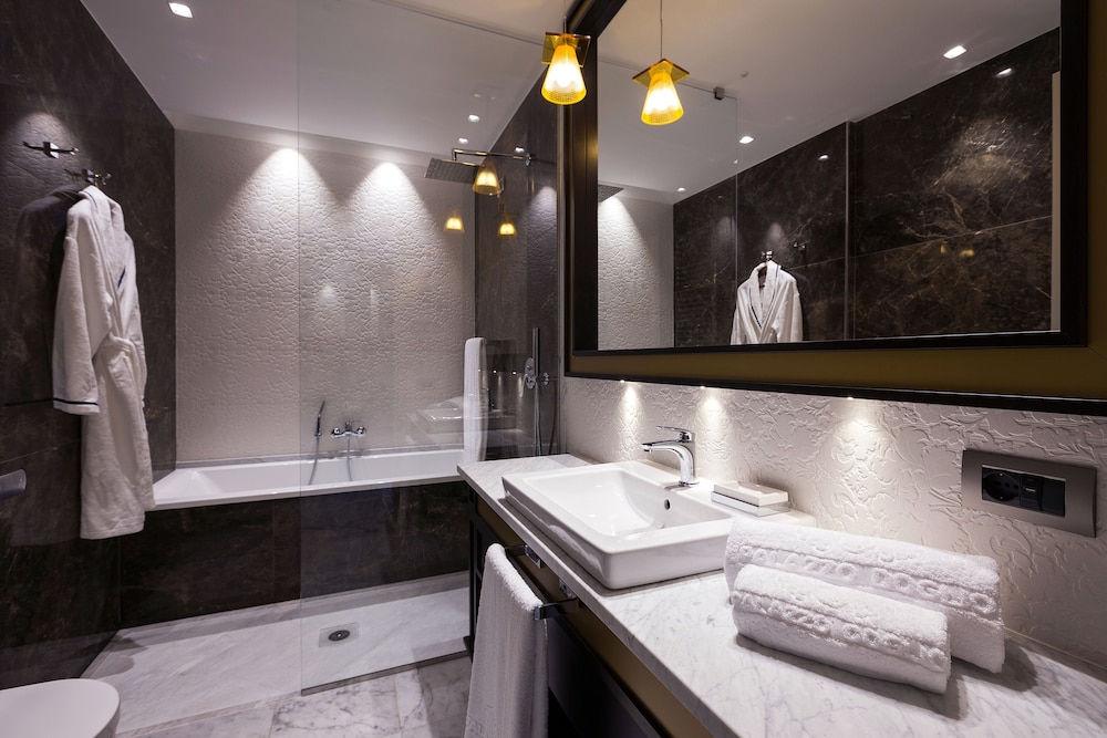 Hotel Palazzo Doglio — Hotel rooms in Cagliari, Sardinia