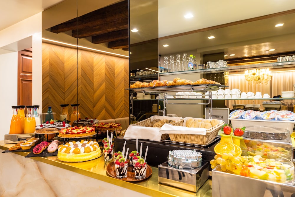 Palazzo San Lorenzo — Restaurant & bars in Venice, Veneto