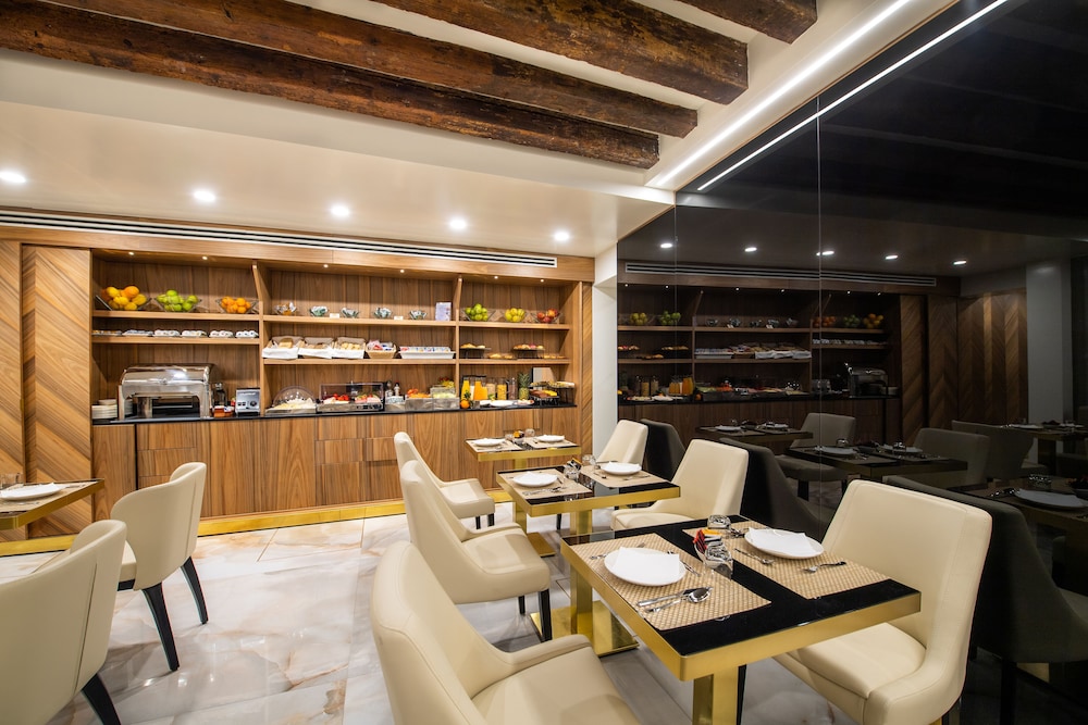 Palazzo San Lorenzo — Restaurant & bars in Venice, Veneto