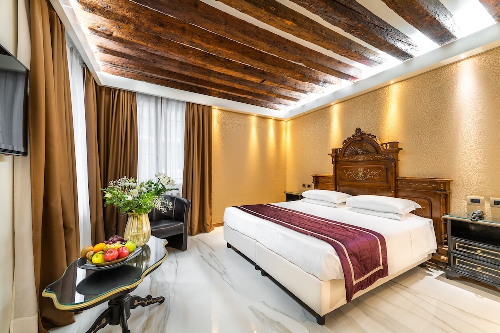 Palazzo San Lorenzo — Hotel rooms in Venice, Veneto