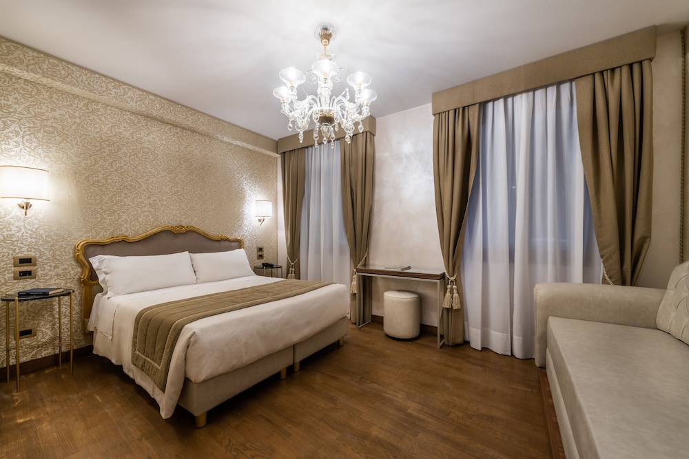 Palazzo San Lorenzo — Hotel rooms in Venice, Veneto