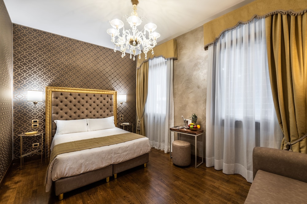 Palazzo San Lorenzo — Hotel rooms in Venice, Veneto