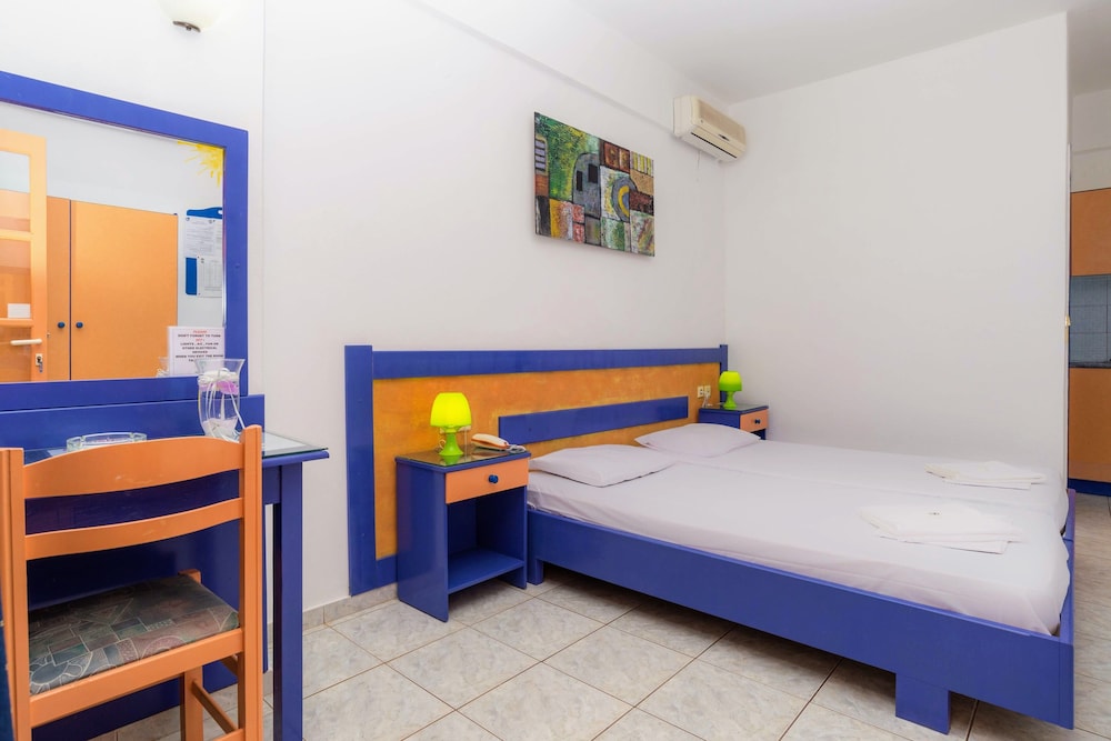 Eltina Apartments — Hotel rooms in Malia