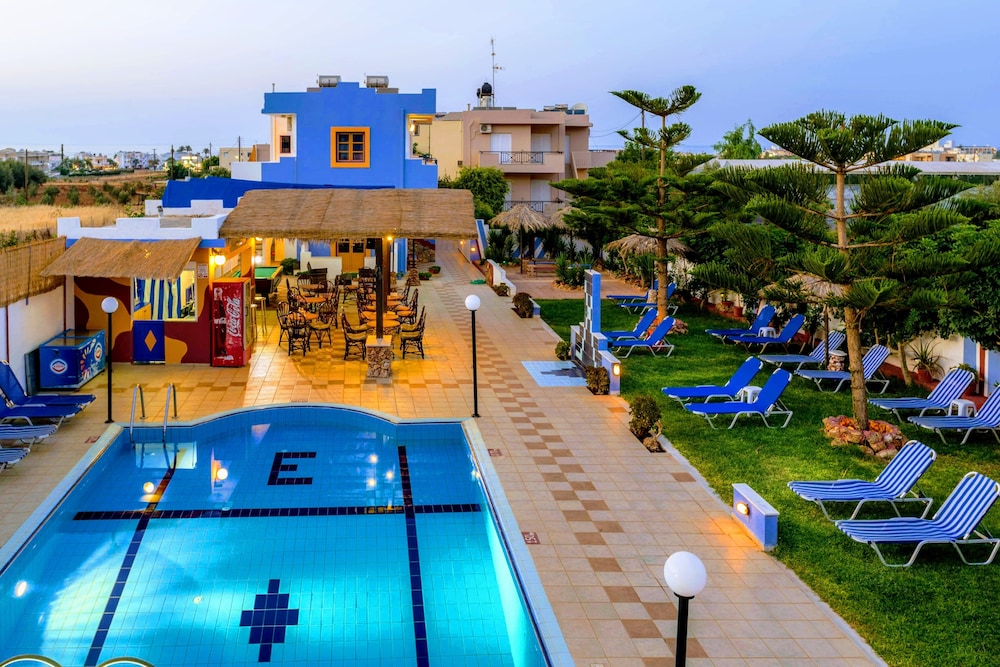 Eltina Apartments — Swimming pool in Malia