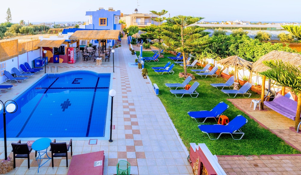 Eltina Apartments — Swimming pool in Malia