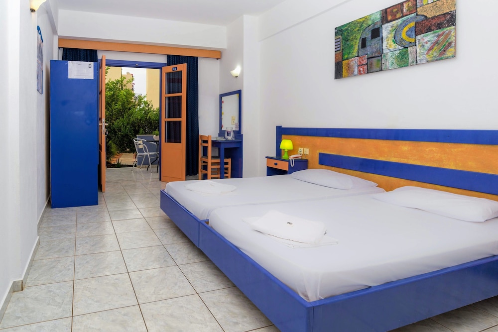 Eltina Apartments — Hotel rooms in Malia