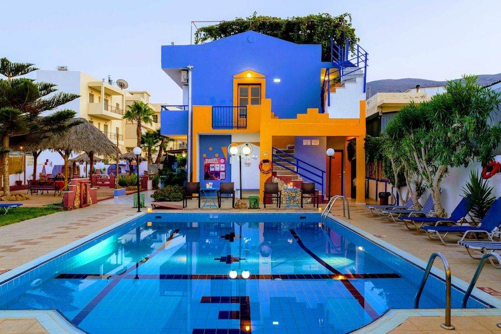 Eltina Apartments — Swimming pool in Malia