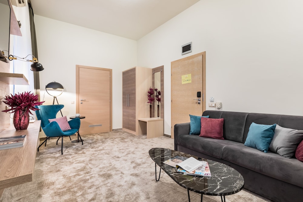 Hotel Mondo — Hotel rooms in Split, Split-Dalmatia