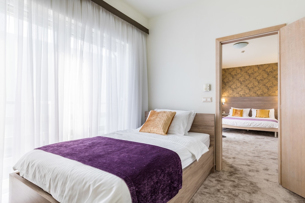 Hotel Mondo — Hotel rooms in Split, Split-Dalmatia