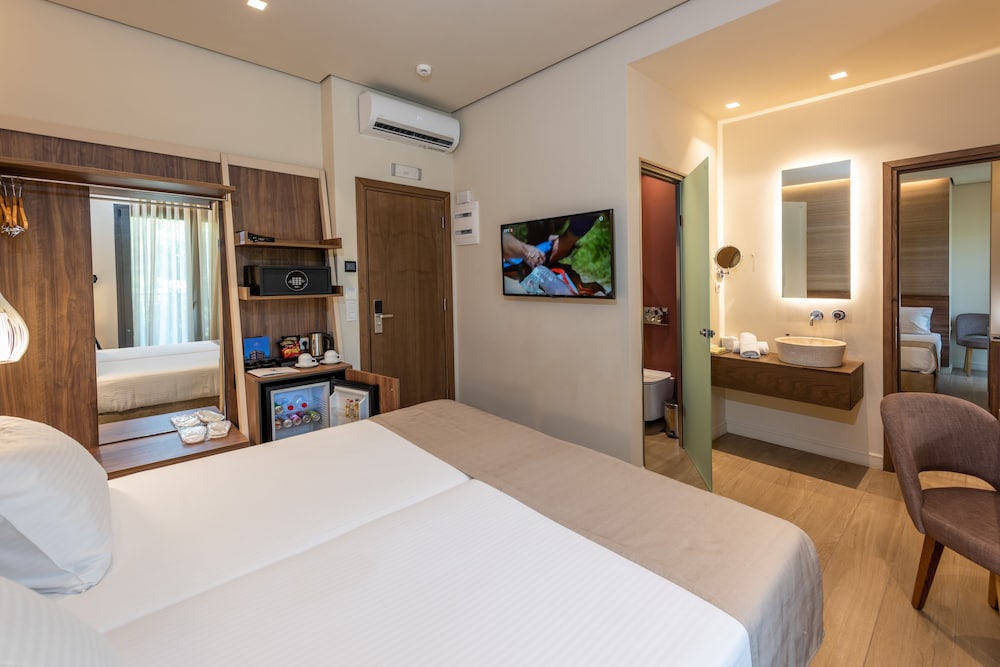Metropole Urban Hotel — Hotel rooms in Heraklion