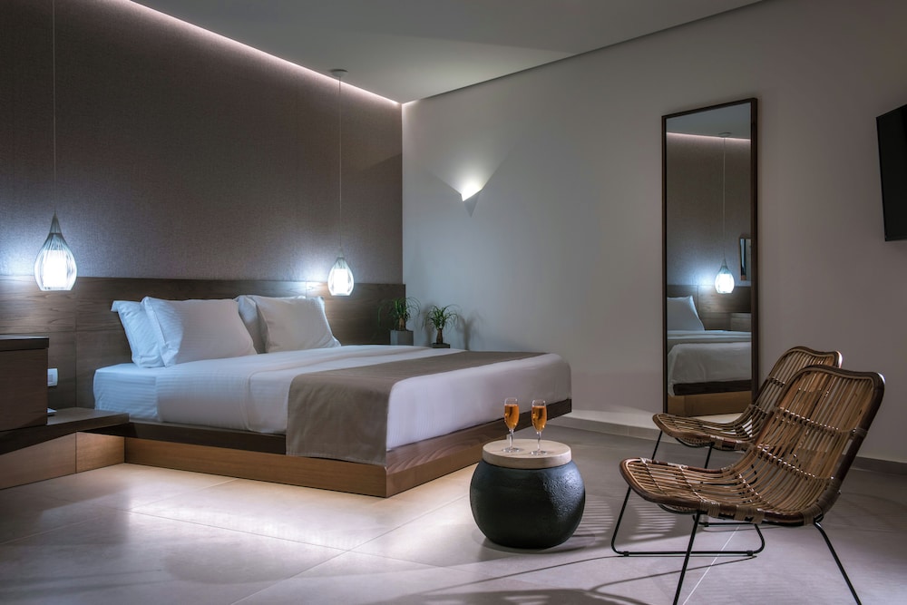 Metropole Urban Hotel — Hotel rooms in Heraklion
