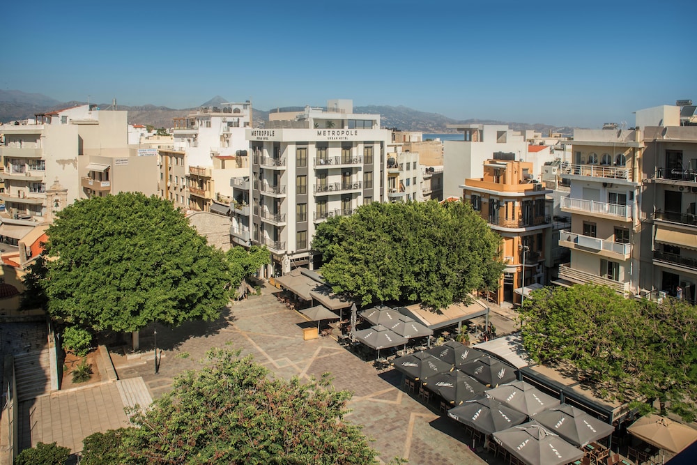 Metropole Urban Hotel — Hotel building in Heraklion