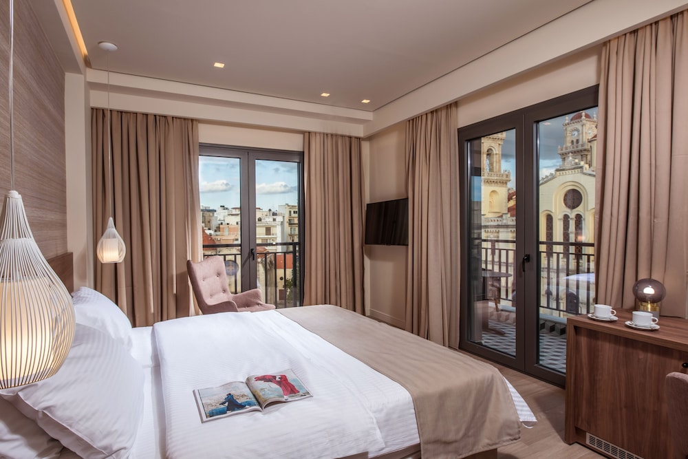 Metropole Urban Hotel — Hotel rooms in Heraklion