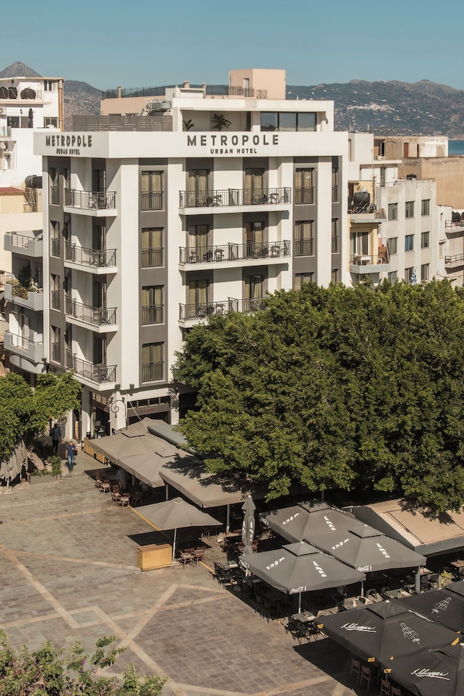 Metropole Urban Hotel — Hotel building in Heraklion