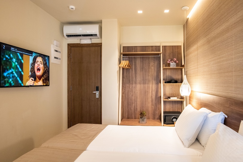 Metropole Urban Hotel — Hotel rooms in Heraklion
