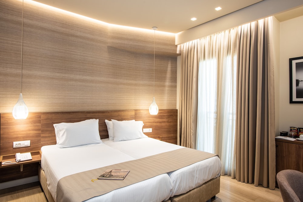 Metropole Urban Hotel — Hotel rooms in Heraklion