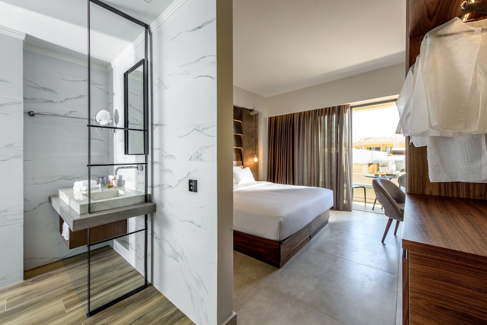 Dom Boutique Hotel — Hotel rooms in Heraklion