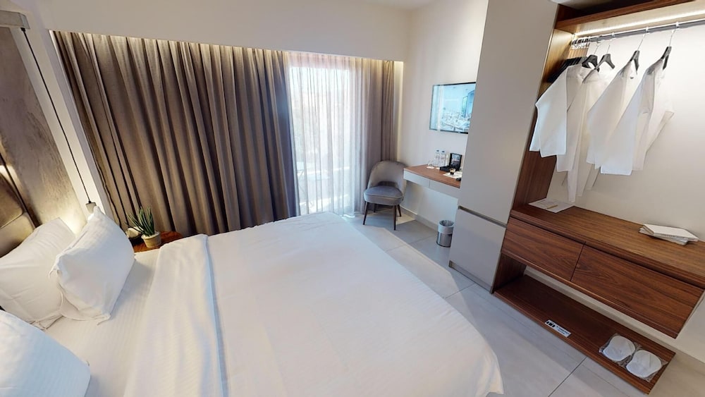 Dom Boutique Hotel — Hotel rooms in Heraklion