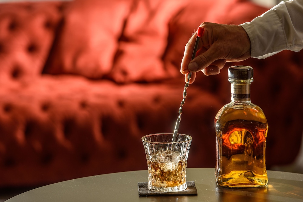 Dom Boutique Hotel — Restaurant & bars in Heraklion