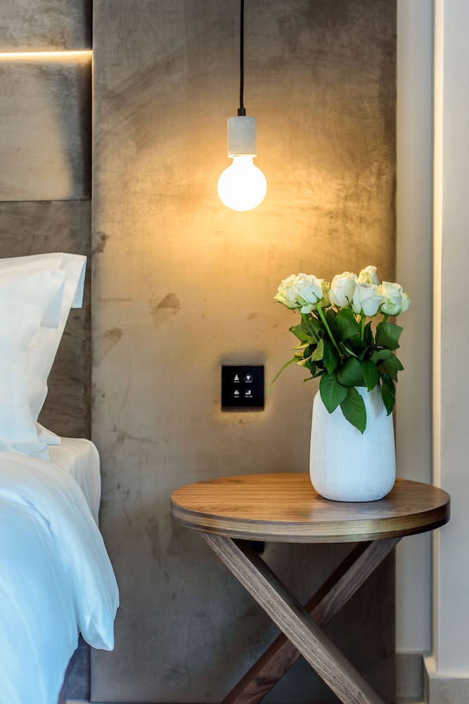 Dom Boutique Hotel — Hotel rooms in Heraklion