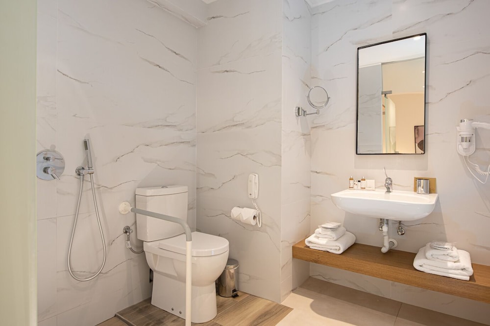 Dom Boutique Hotel — Hotel rooms in Heraklion